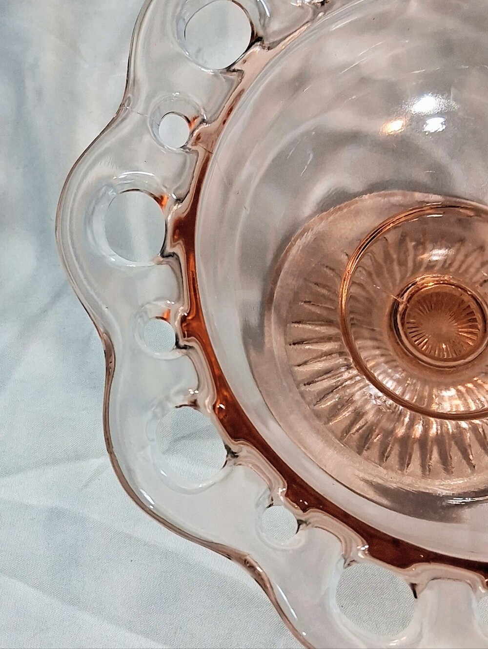 30's Anchor Hocking Pink Depression Glass "Lace Edge" Compote/Candy Dish - Picture 5 of 8